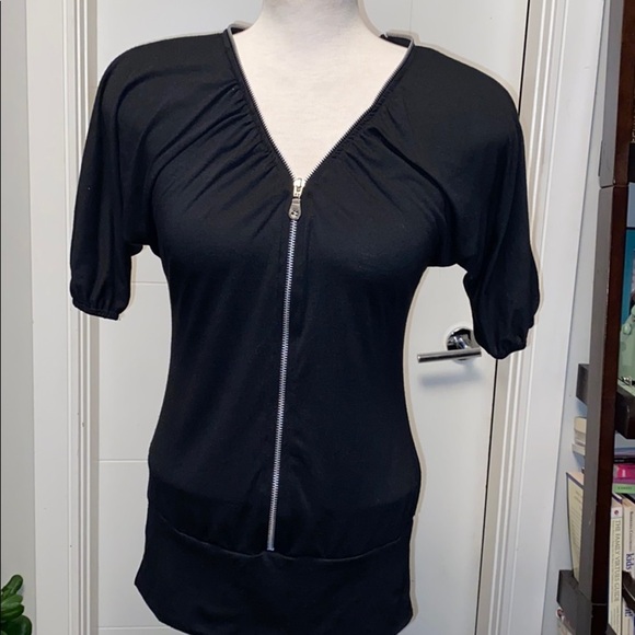 Pretty Good Tops - Small black zipper top